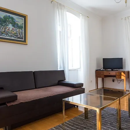 Hedera Estate, Hedera A27 * Dubrovnik