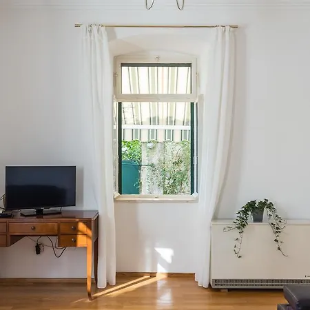 Hedera Estate, Hedera A27 Apartamento *