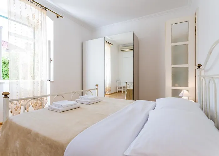 公寓 Hedera Estate, Hedera A27